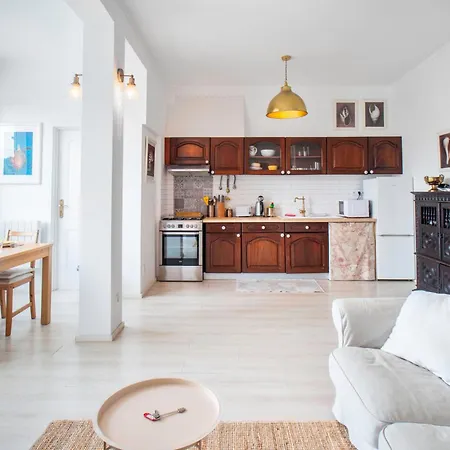 Hidden Gem 1 In Center